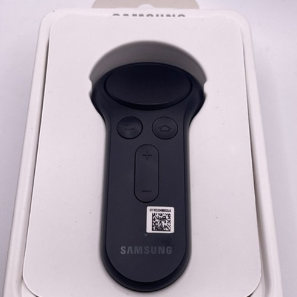 Samsung Accessory Kit with Black Cable